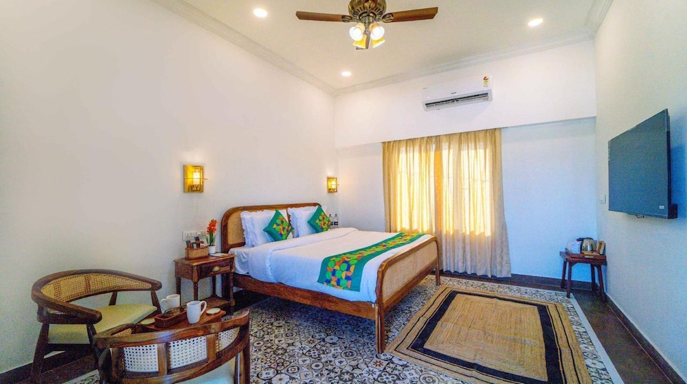 Hotel Hinduja Luxury Camp & Resort
