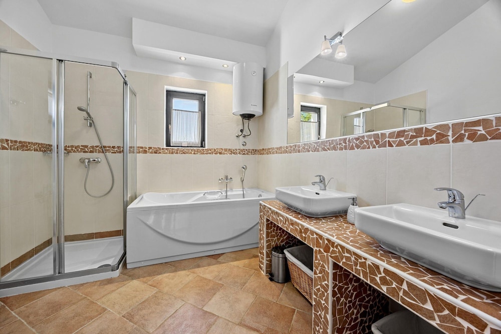 Idyllic Istrian Escape With Pool