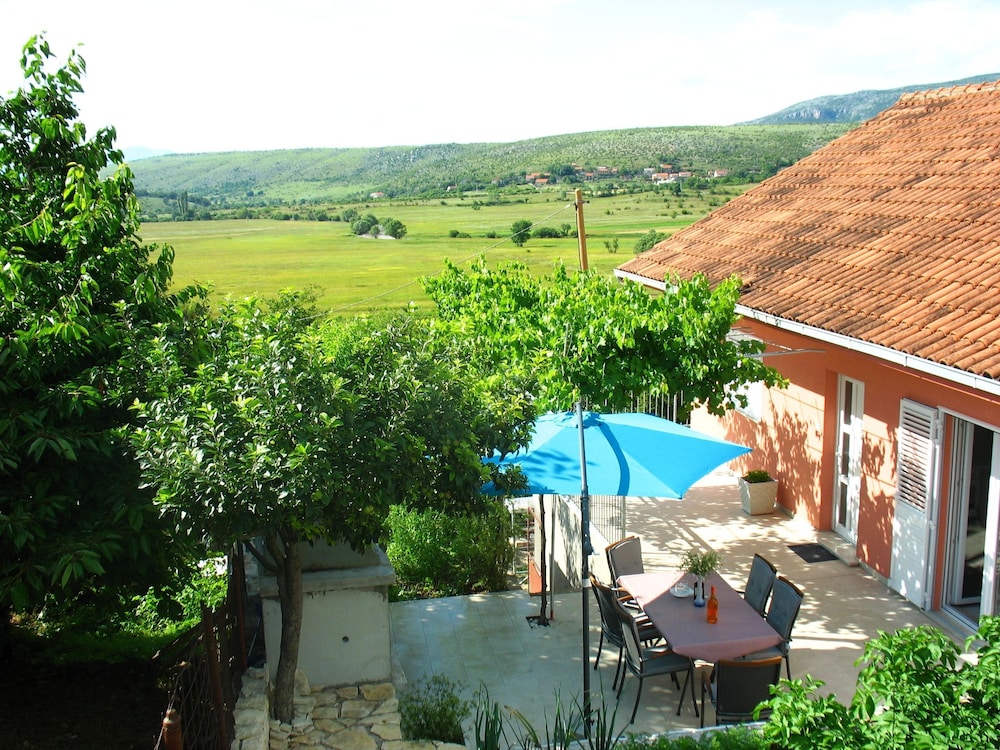 House MM view 4