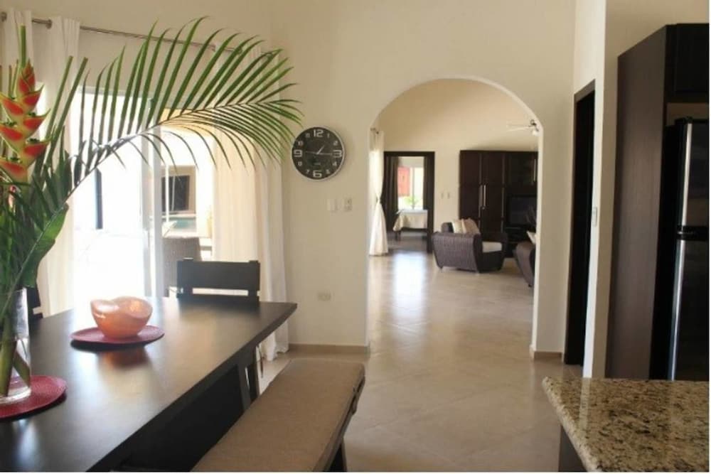 Villa With Jacuzzi, TVs in all Bedrooms view 5