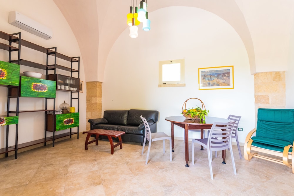 Casina Farnarari