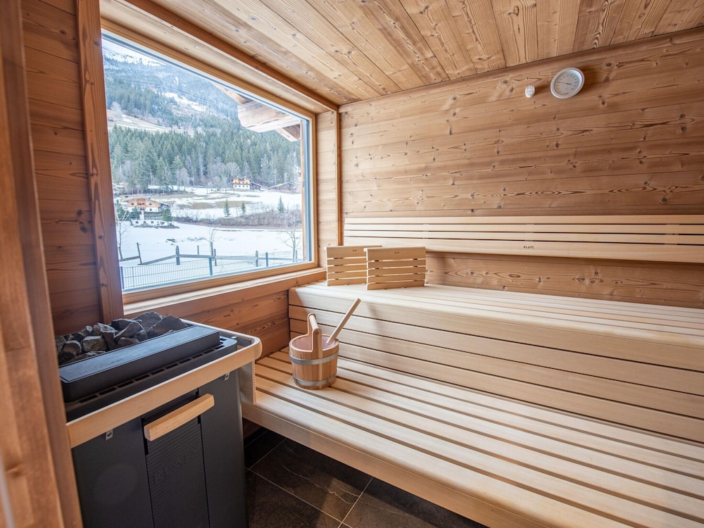 Chalet in Pinzgau Near Ski Slopes & Sauna