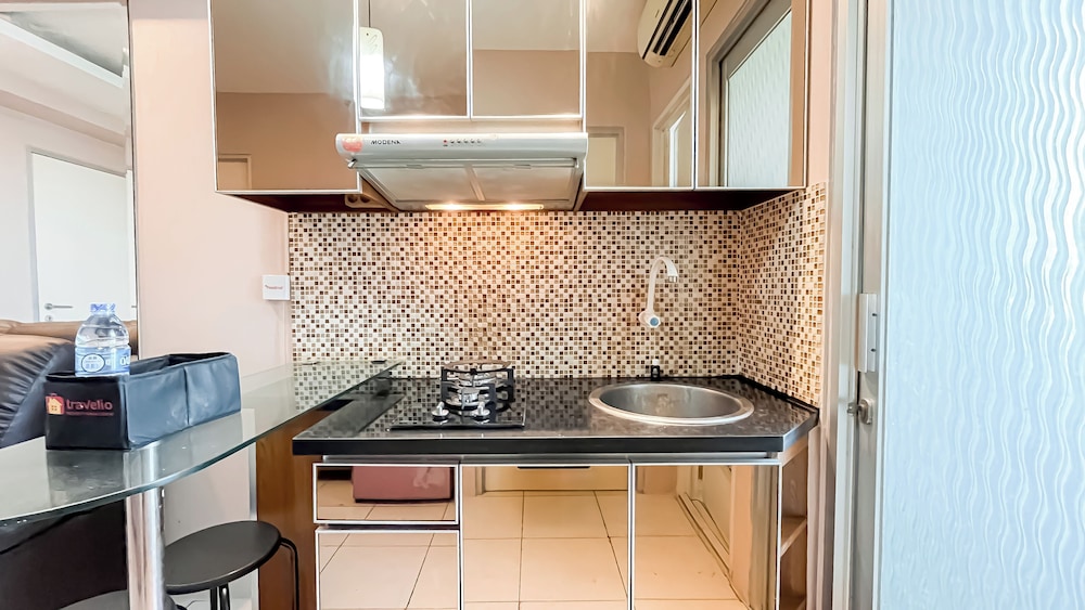 Simply 2Br Apartment At Green Bay Pluit