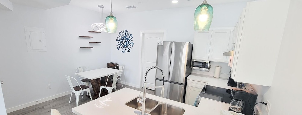 Villas De Laguna 2 3 Bedroom Townhouse