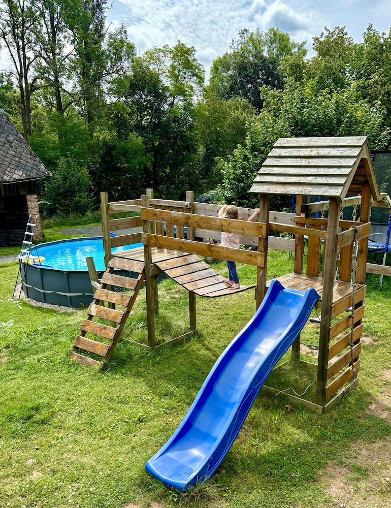 Villa in Rudnik With Private hot tub
