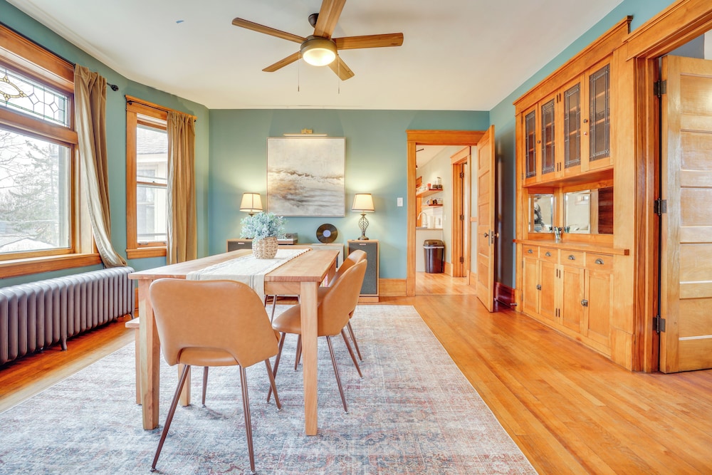 1 Mi to Como Park: Wfh-friendly Saint Paul Duplex!