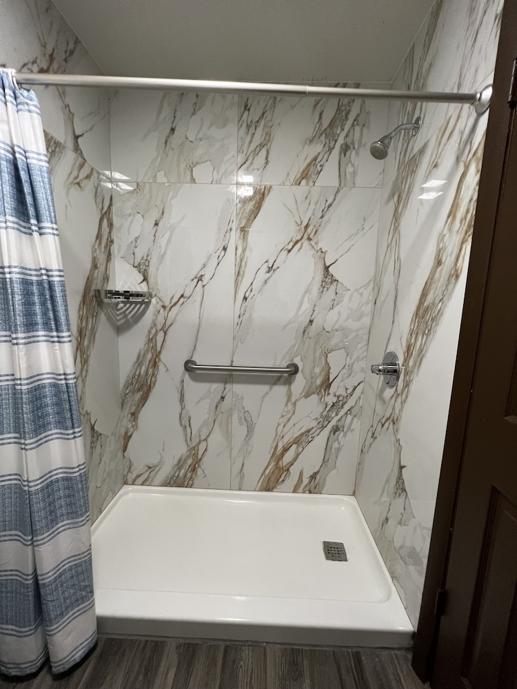 Budget Inn Ardmore - Property Image 10