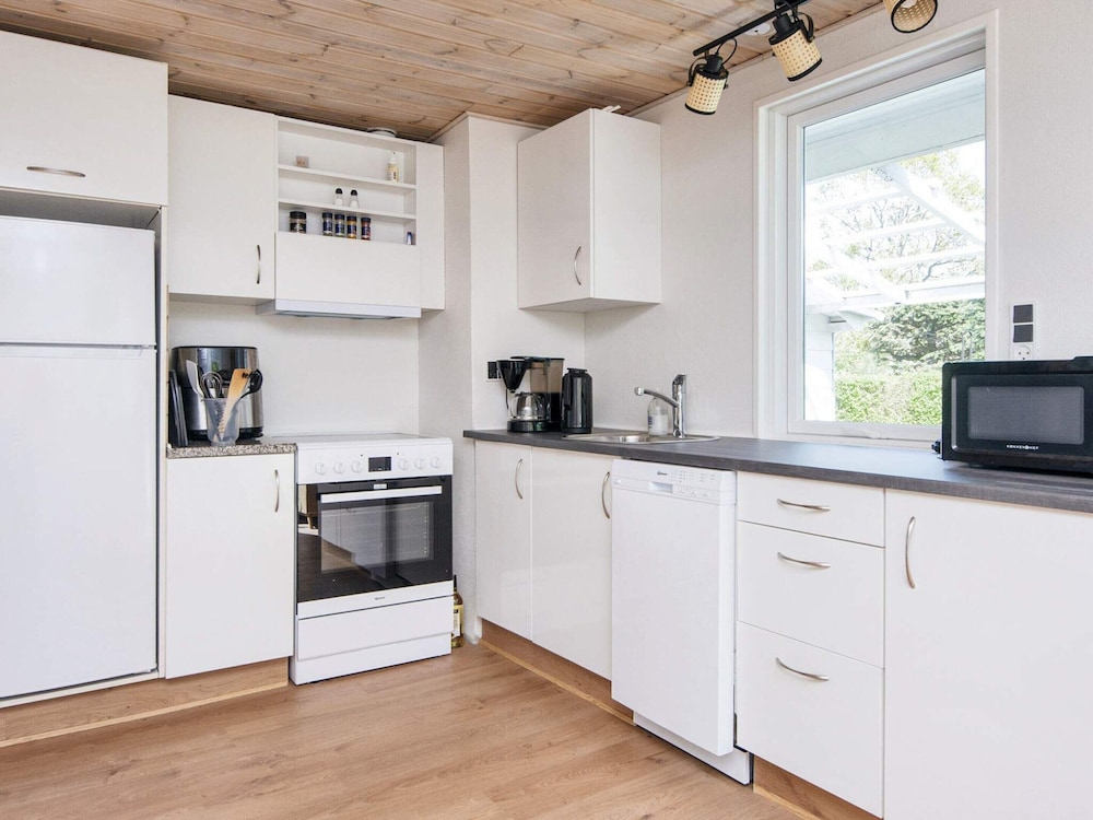 4 Star Holiday Home in Glesborg view 5