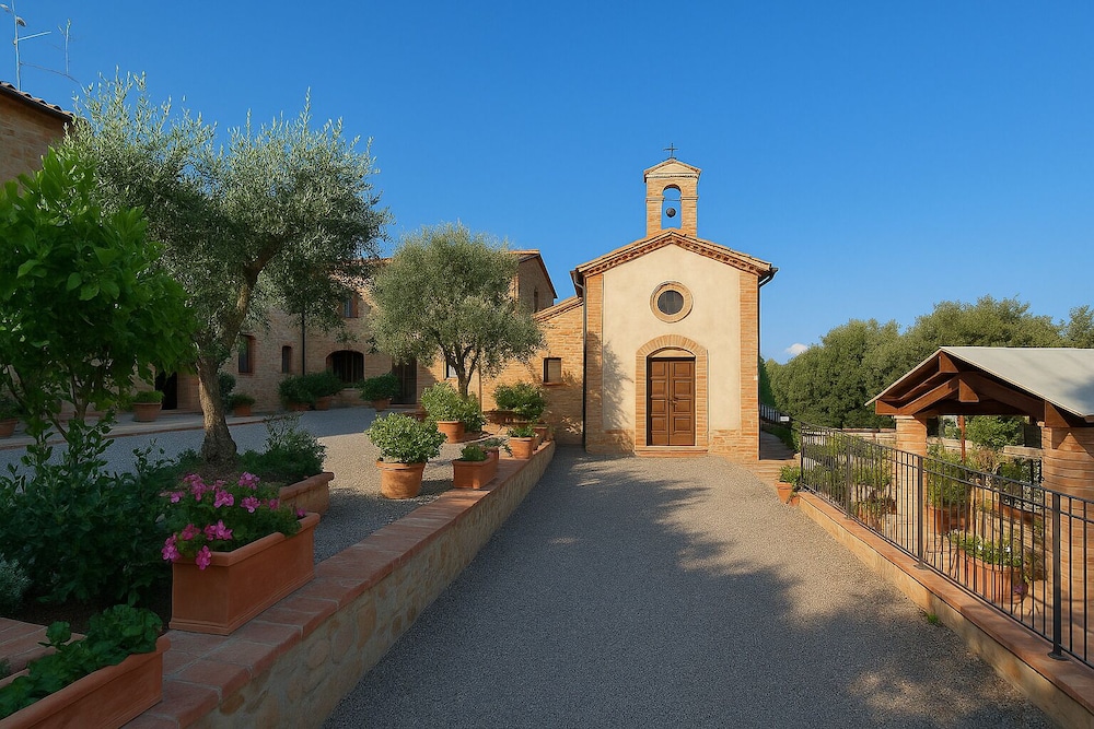 Tenuta dei Mandorli Pool Wifi Peccioli