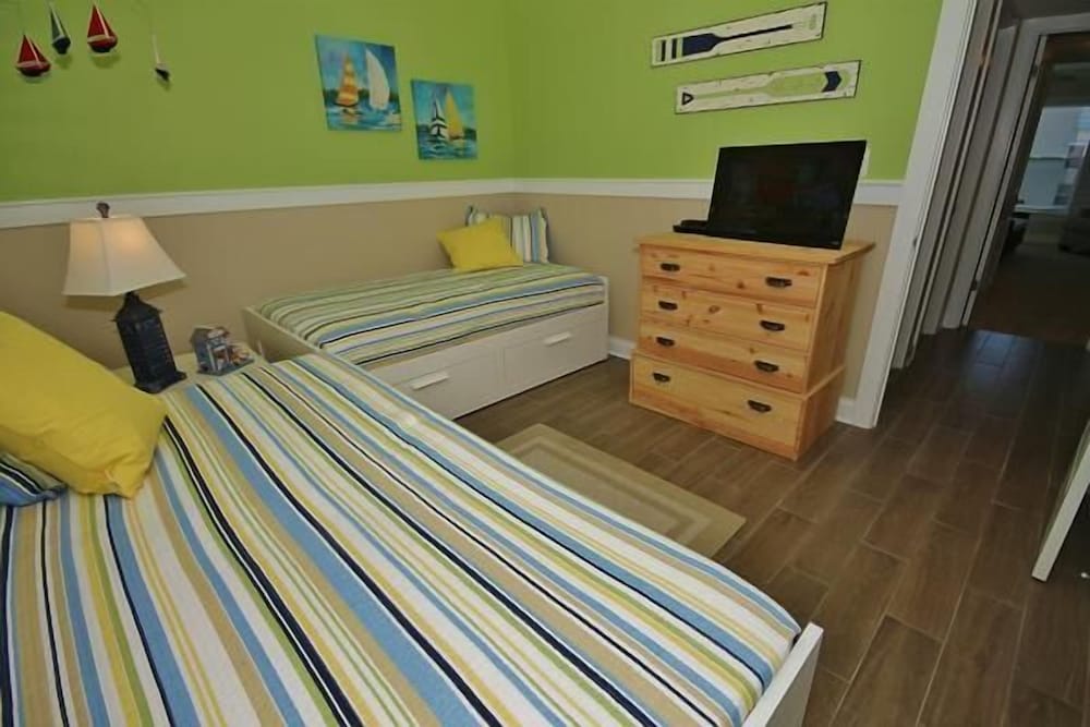 Sea Coast Gardens II 2 Bedroom Condo by Great Ocean Condos