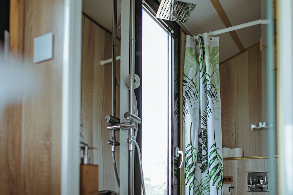 Herbals Glamping domki na drzewie Mielno