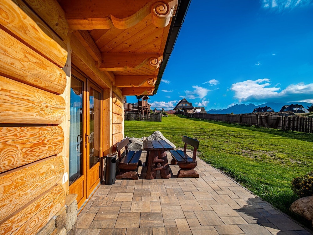 Domek na Gubałówce & Apartamenty - Premium Chalets & Luxury Apartments Gubałówka Zakopane view 2