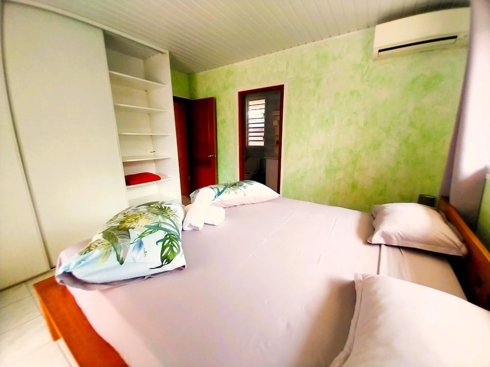 Tahiti - Lihei Pool House