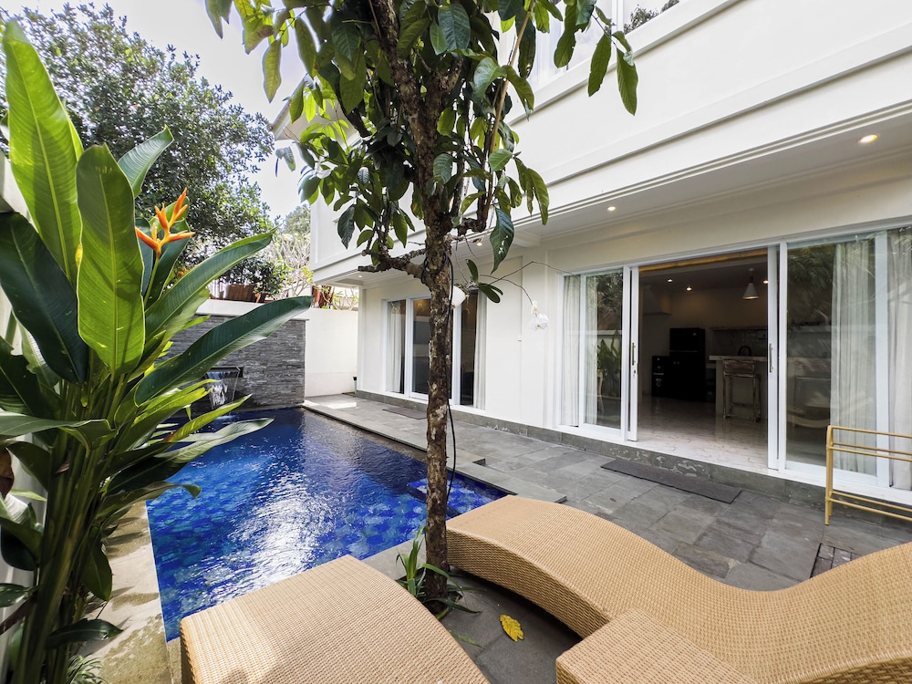 Obeh Villa Ubud Two Bedroom Private Pool