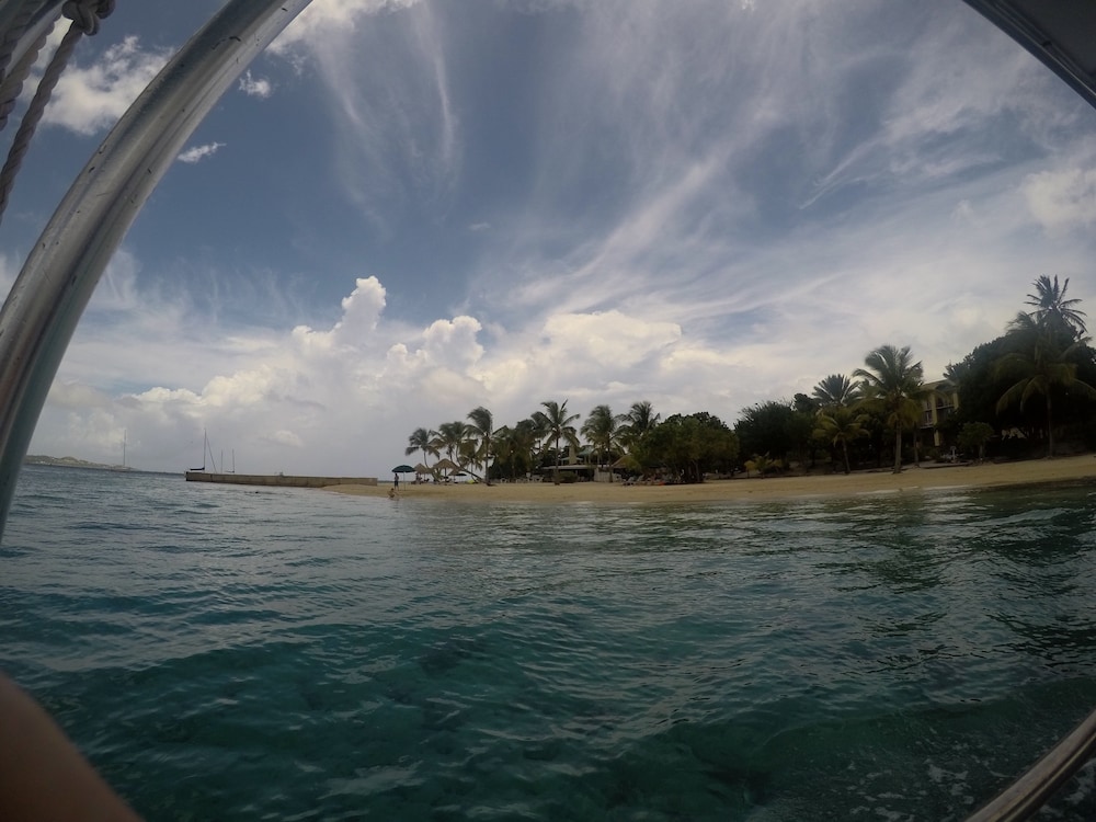 Hotel on the Cay - Property Image 3