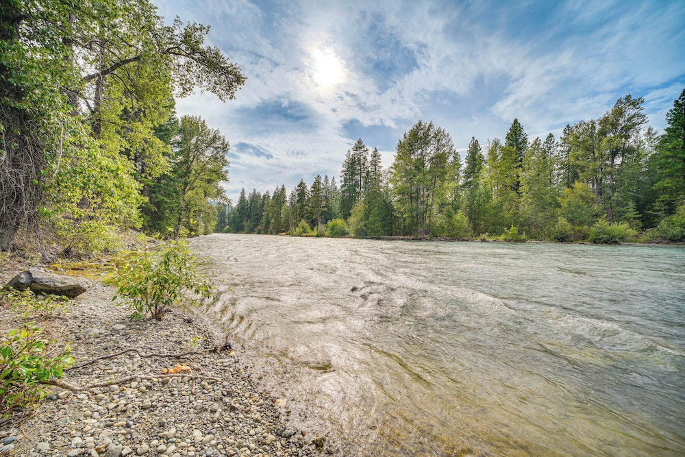 Suncadia Resort Condo Near Trails & River Access!