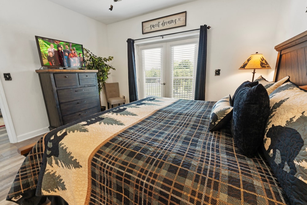 A Beary Good Getaway 2 Bedroom Condo