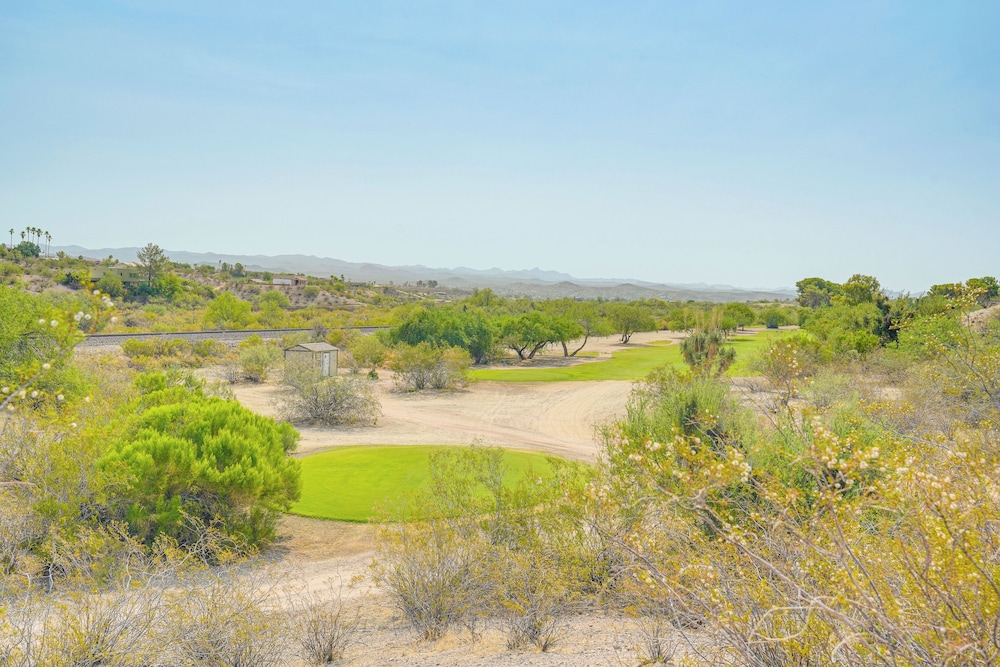 Tee Off & Soak in Mtn Views: Arizona Desert Oasis!