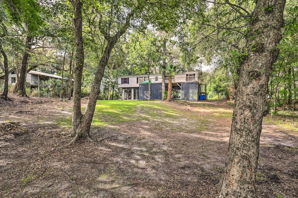 Suwannee Riverfront Home: Grill, Near Springs - Property Image 13