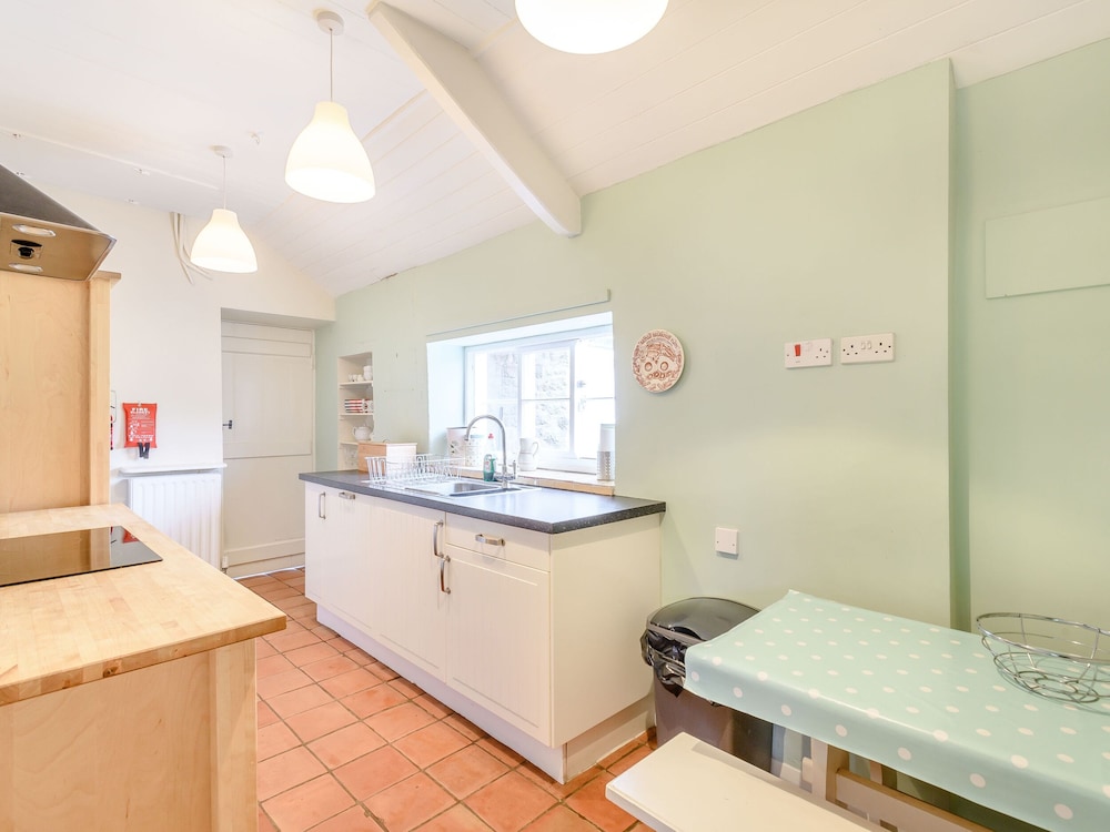 Corner Cottage