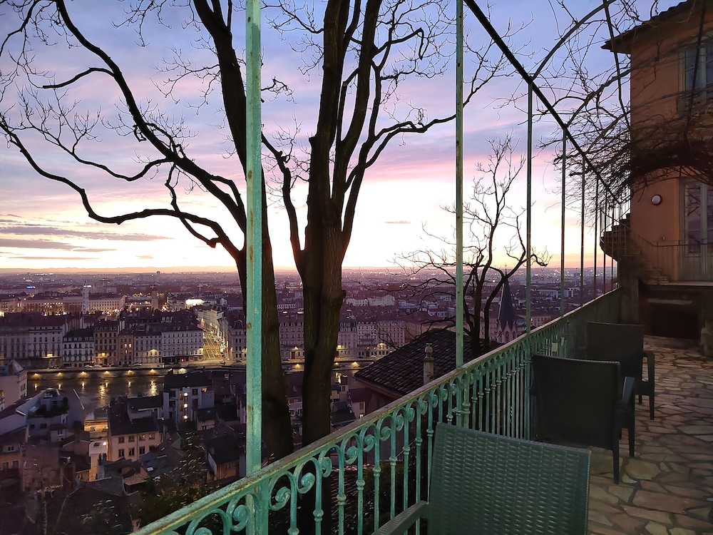 Hostel Lyon Centre view 4