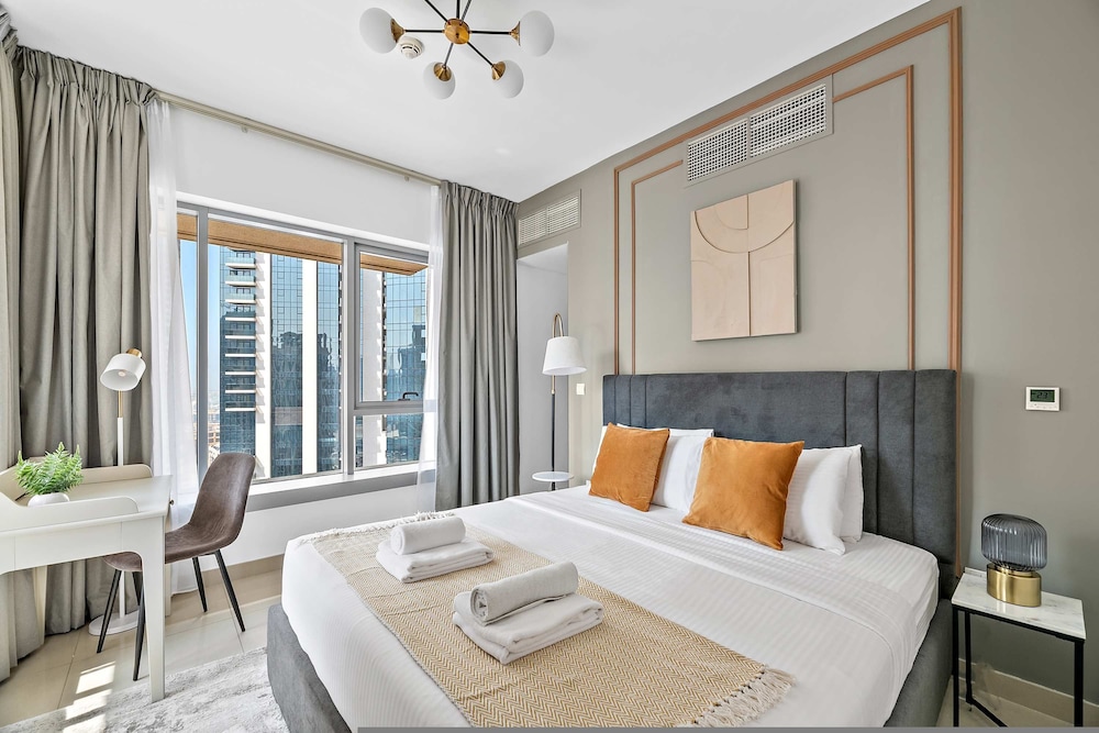 Silkhaus Near Burj Khalifa Modern High Floor