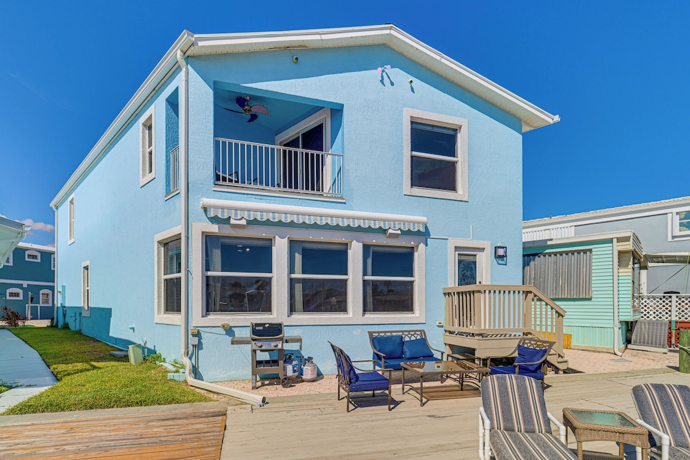 Luxury Nettles Island Home w/ Large Dock!