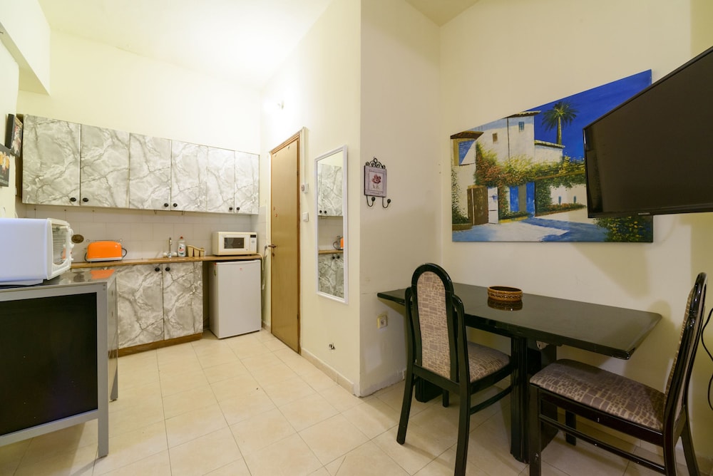 Tel-Aviving Apartments