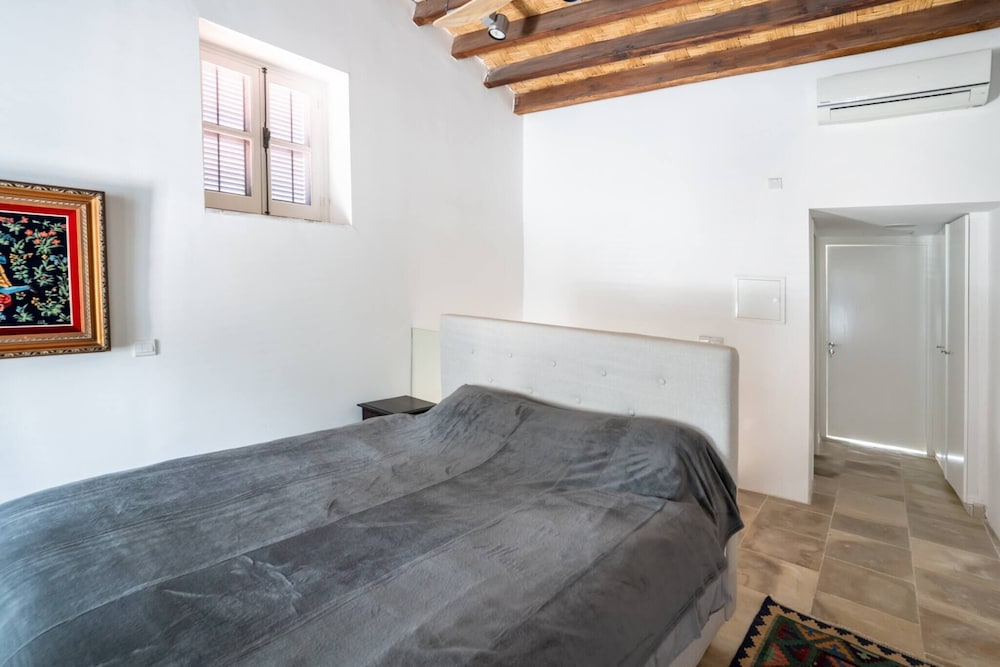 Traditional Cypriot House - To Hani - 1 Bedroom view 4