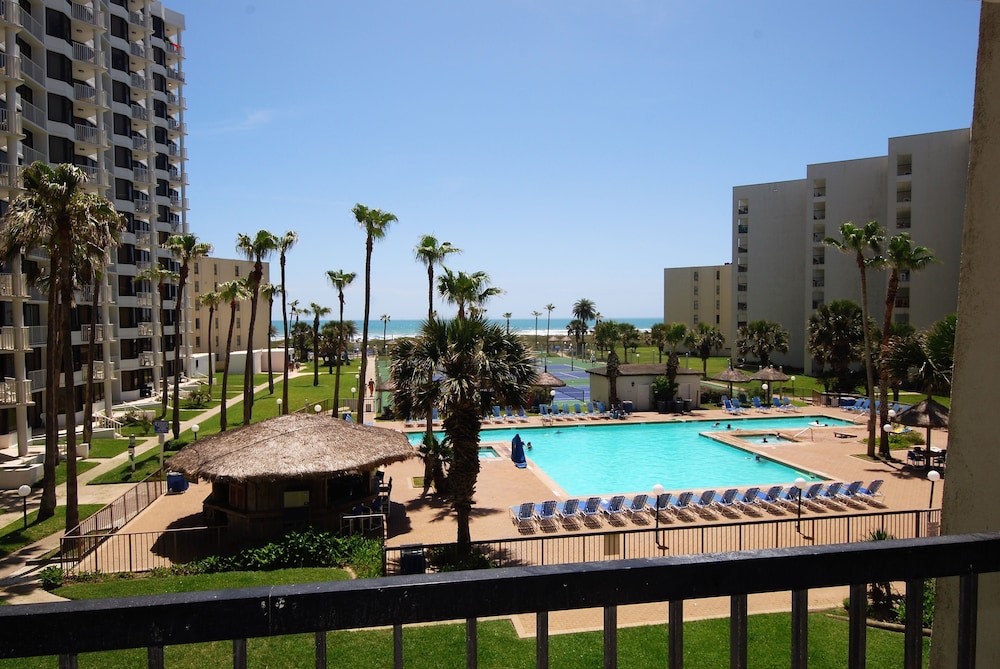 Saida Iii Unit #3306 1 Bedroom Condo by Redawning