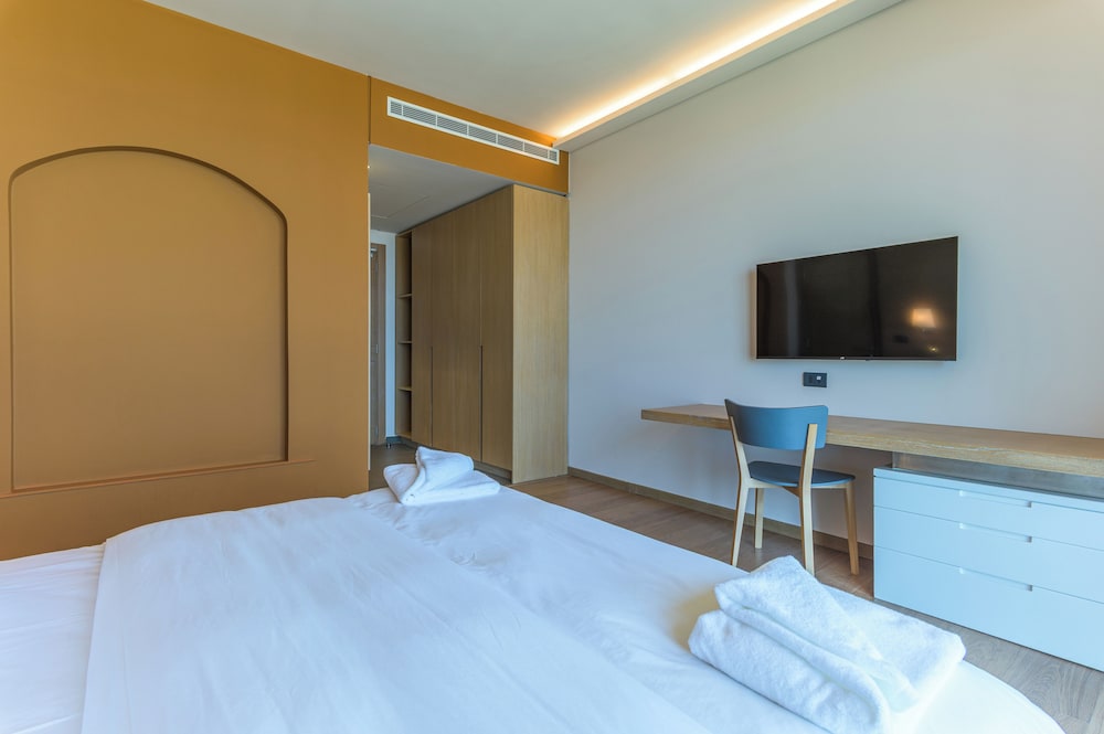 Jounieh Living - Residences by Local Host