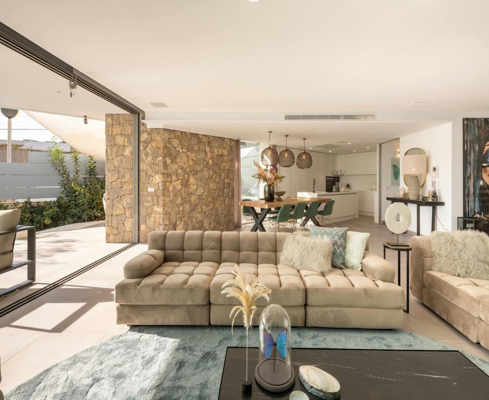 Villa in Carrer del Kiwi