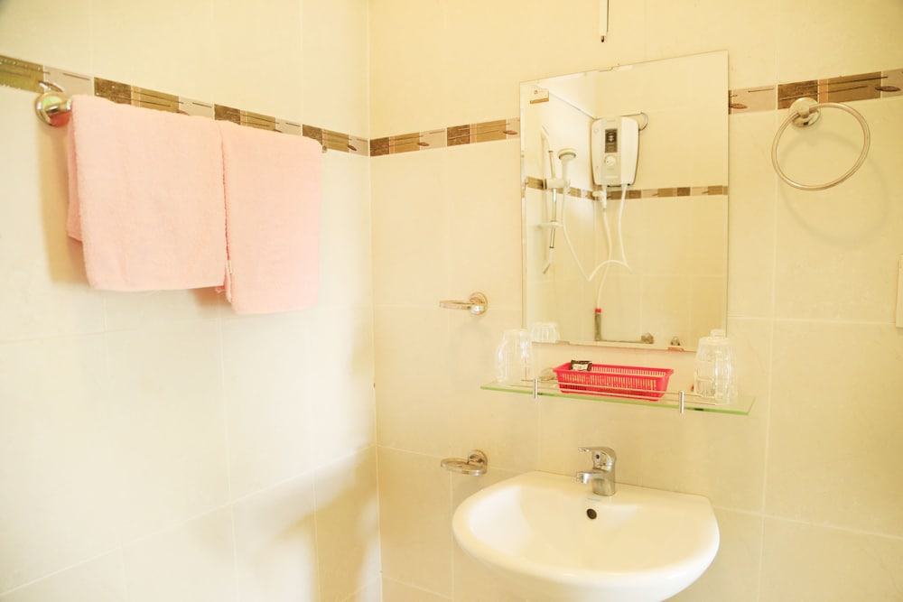 Hoai Huong Homestay