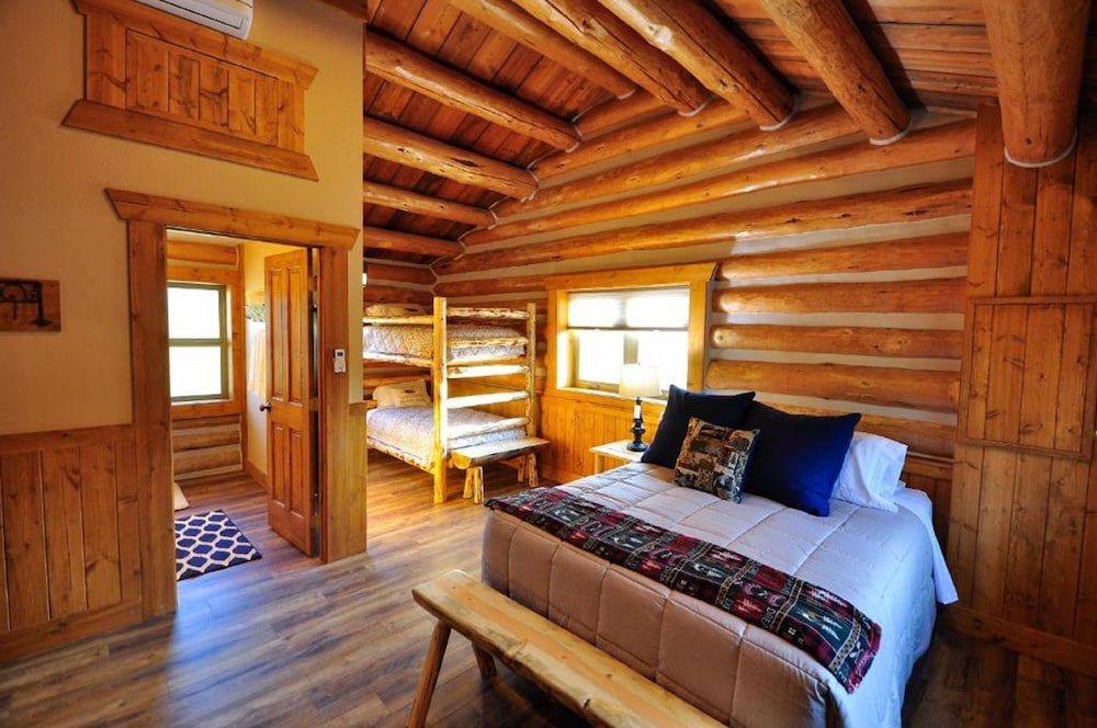 Glacier Homestead view 4
