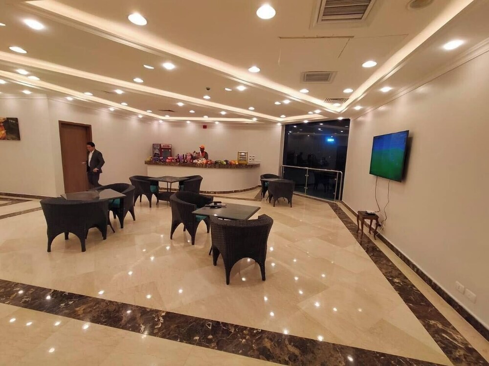 Grand Plaza Hotel