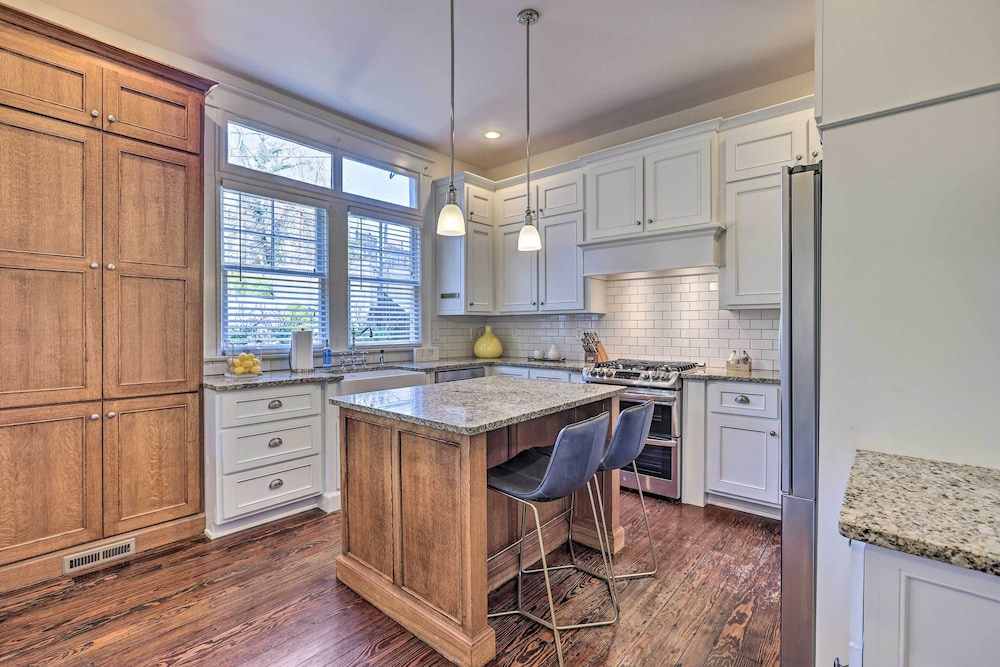 Immaculate Birmingham House w/ Covered Porch! view 4