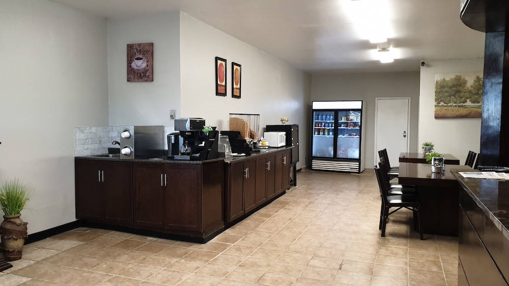 Coronation Motel