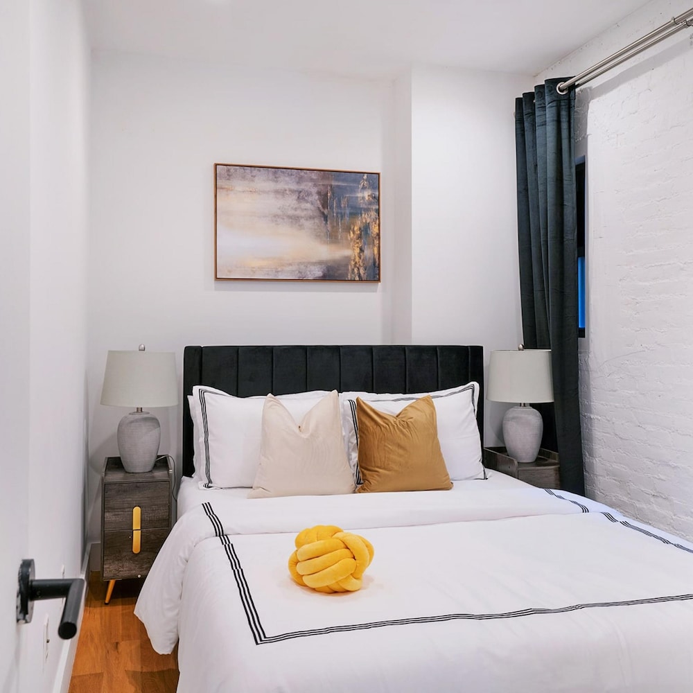 1288-5fs New Renovated 2 Bedrooms in UES