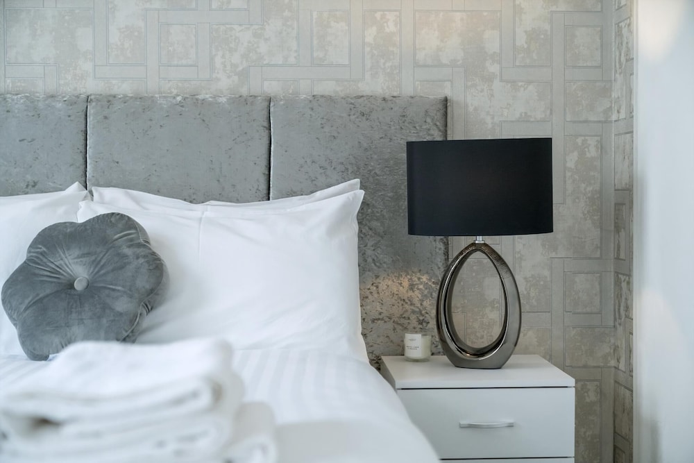 Modern South Wimbledon Stay