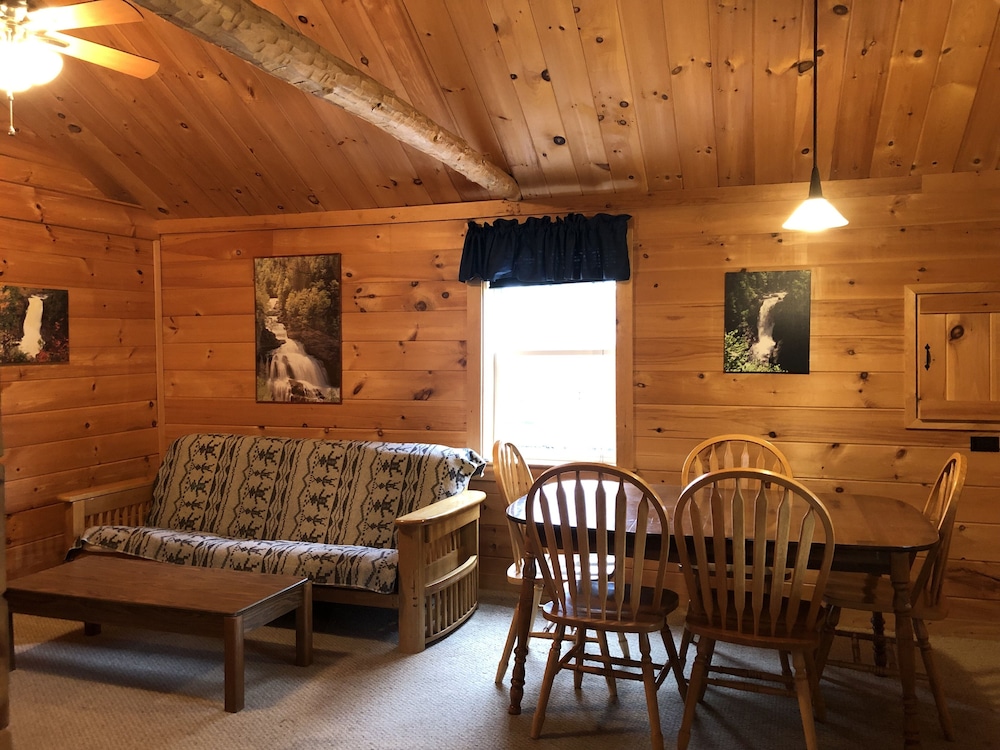 Kennebec Riverside Cabins view 5