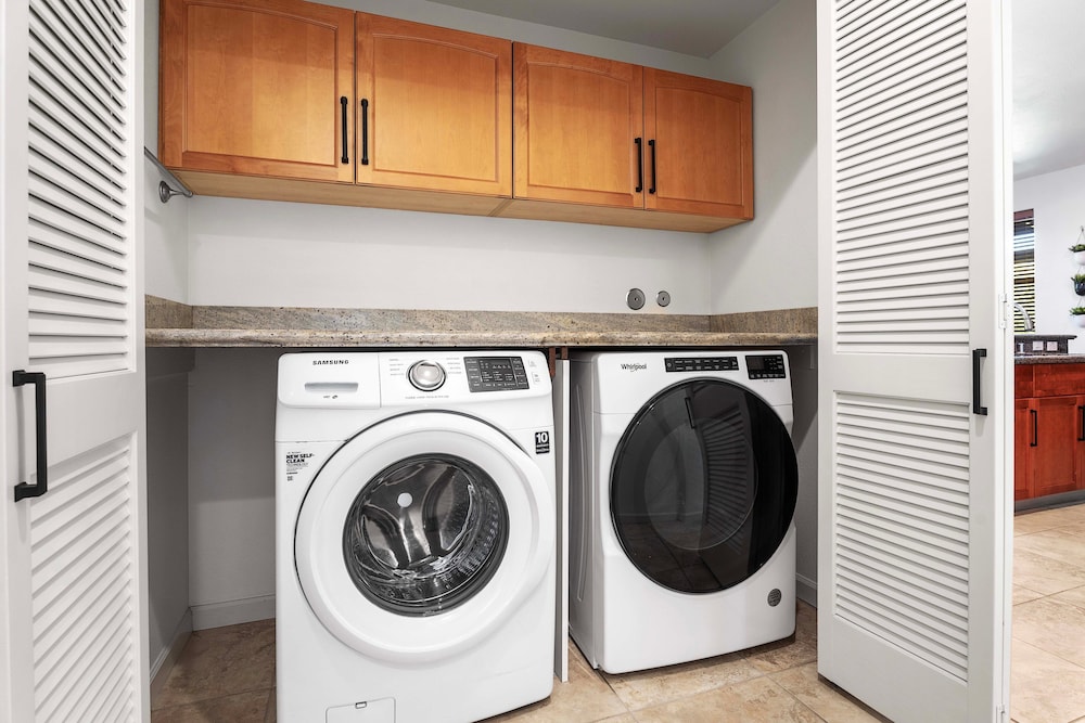 Vacation Rental - Professionally Decorated - Vrkcv