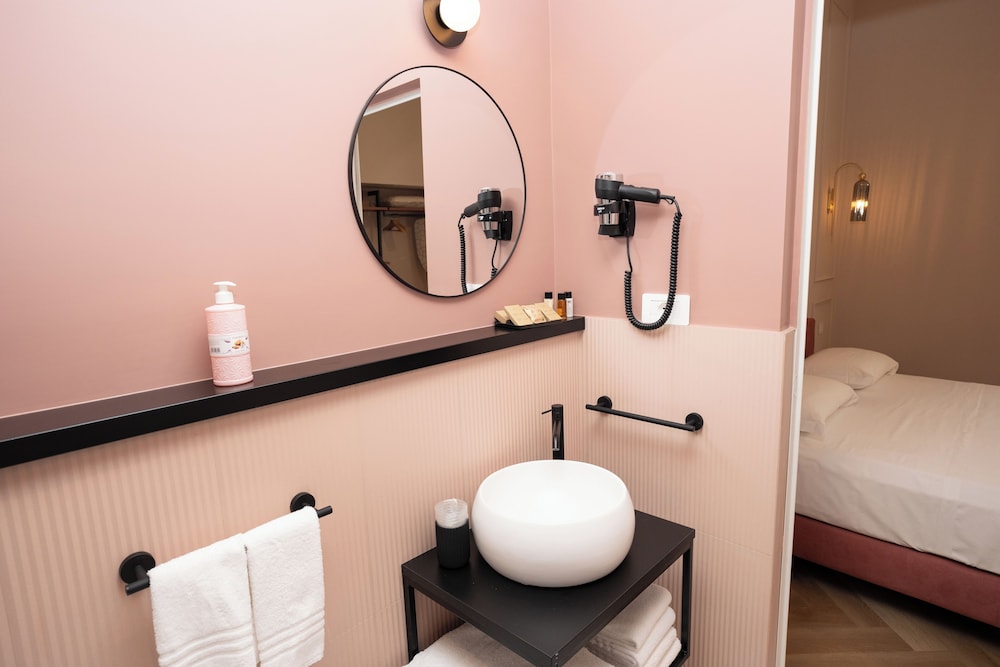 Boutique Luxury Suite