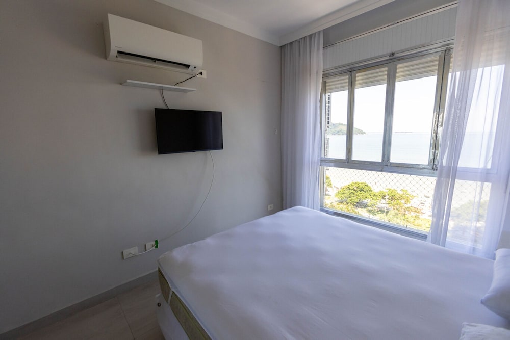 Apto Confort vel com Linda Vista Frente Para o mar