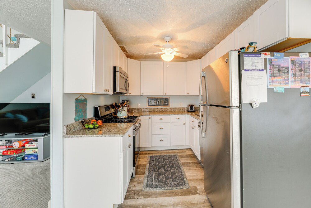 Waterfront Cottage w/ Private Dock in Ocean Pines!