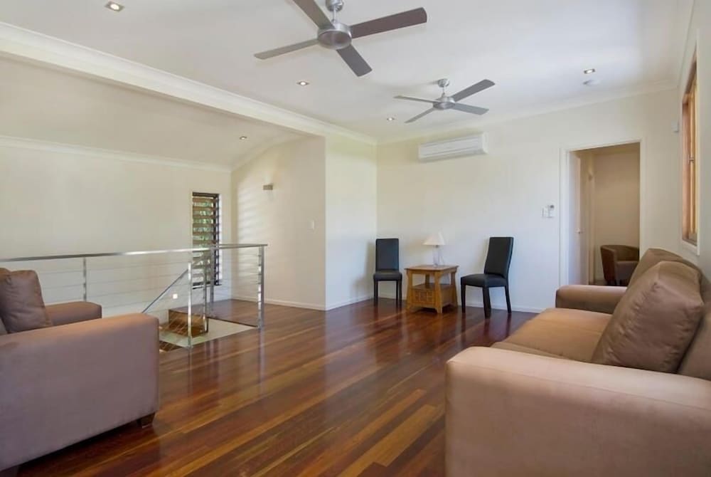 Torun Holiday House