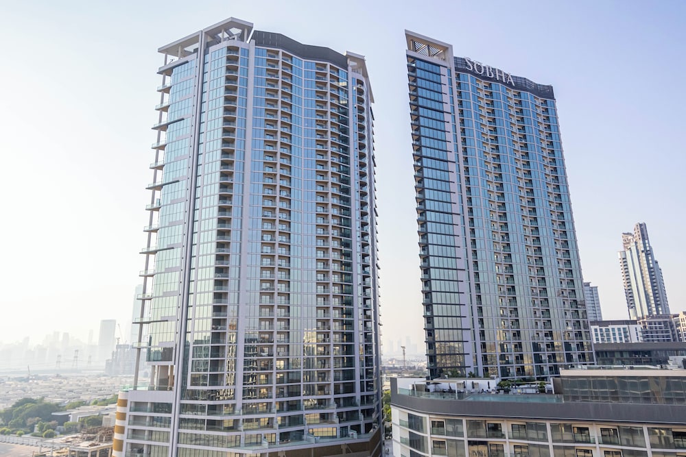 Classic 1BR In Azizi Riviera Meydan