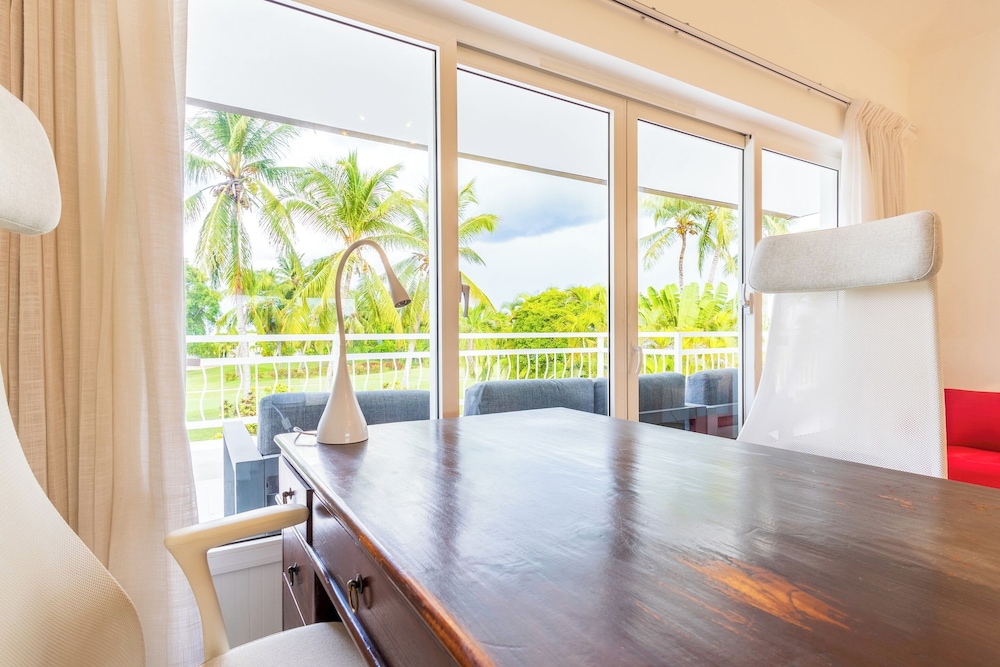 Villa Buganvilla 252 - 4BR Pool Jacuzzi Golf