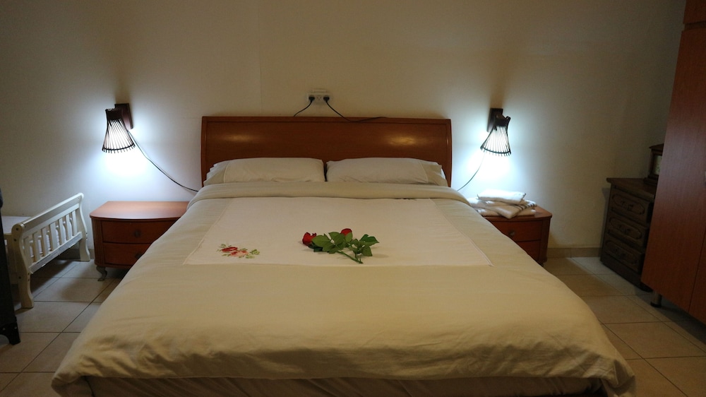 Santa Maria Guest House