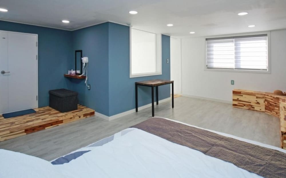 Pohang Yeonorang 187 and Sea Pool Villa view 5