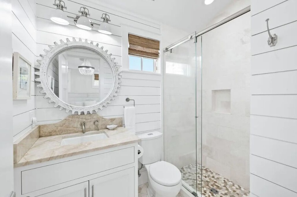 Sea La Vie Seaside Carriage House